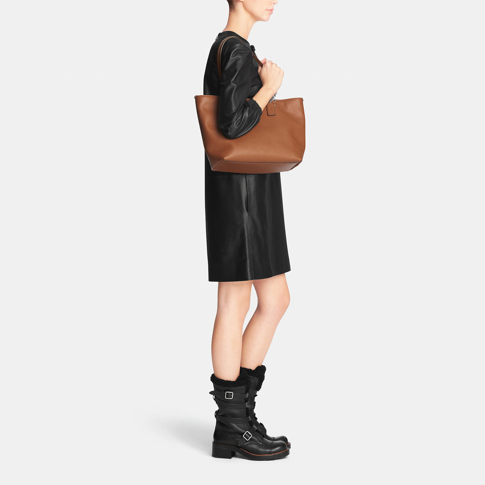 Lady Beloved Coach Sophia Tote In Pebble Leather  Lady Beloved Coach Sophia Tote In Pebble Leather